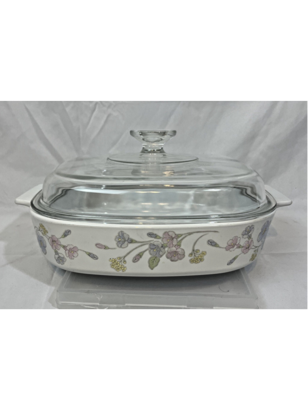 VTG Corning Ware Casserole Pastel Bouquet A-10-B 2.5 Liter w/ Pyrex A-12-C Lid